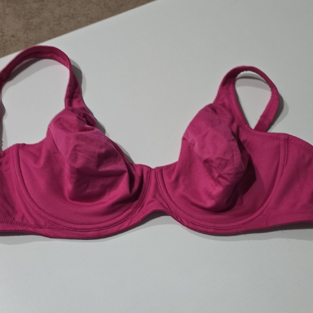 Body By Victoria Bra 38D NWT